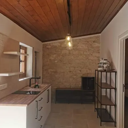 Granny's House, στης γιαγιάς ευανθίας * Dhoros